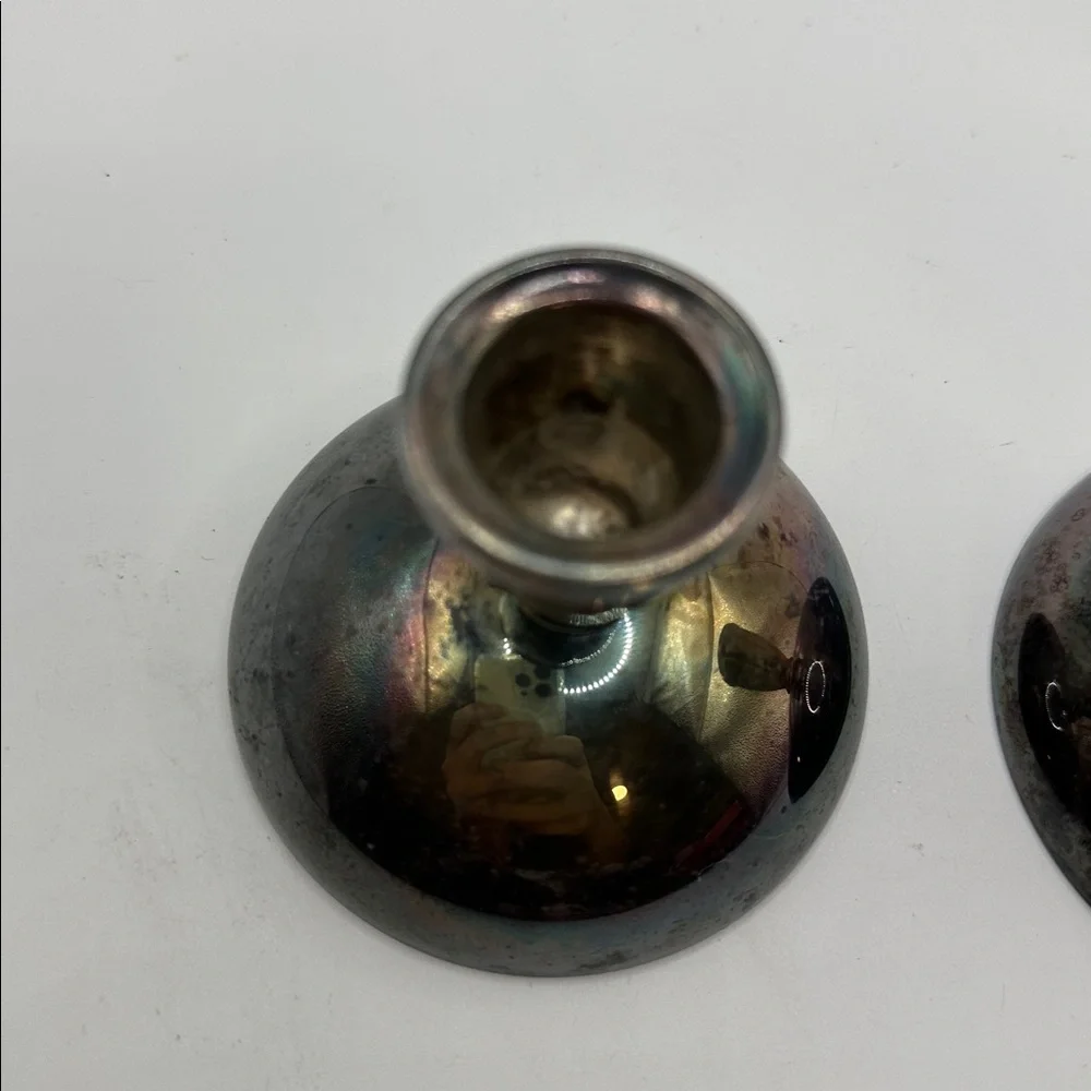Pair of vintage Oneida Silversmiths silver-plated candle holders. Mid-century.